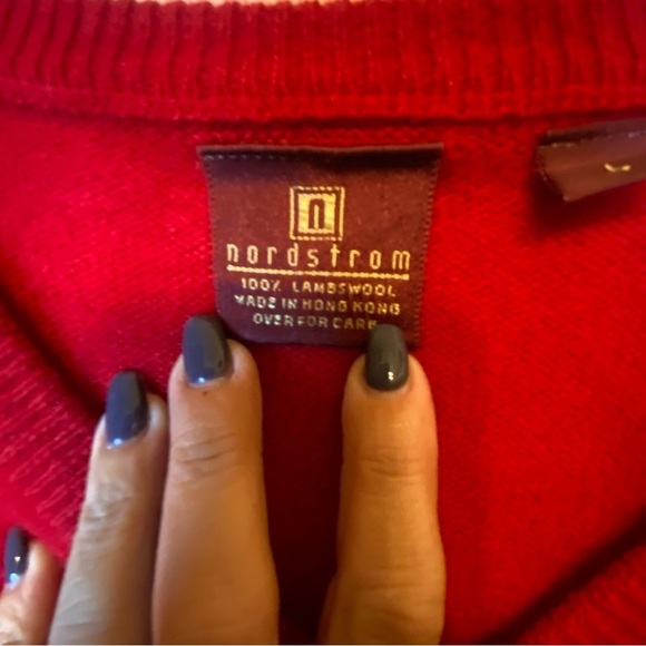 Nordstrom 100% Lambs Wool Vintage Y2K Cherry Red Holiday V Neck Sweater Large - Picture 9 of 13